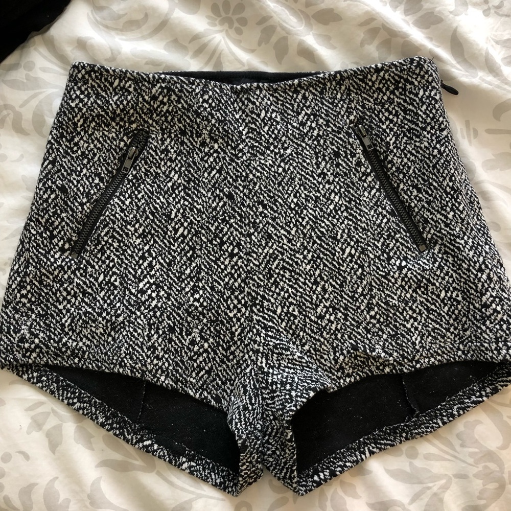 Urban Outfitters Patterned Shorts w/ Zipper Detail